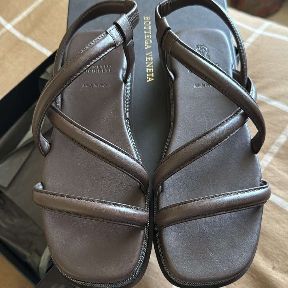 Bottega Veneta leather sandals 7.5